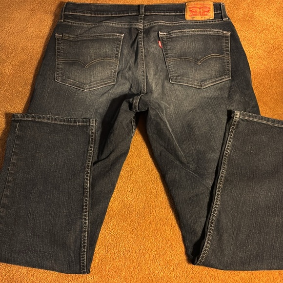 Levi Strauss boot cut jeans - Picture 3 of 6